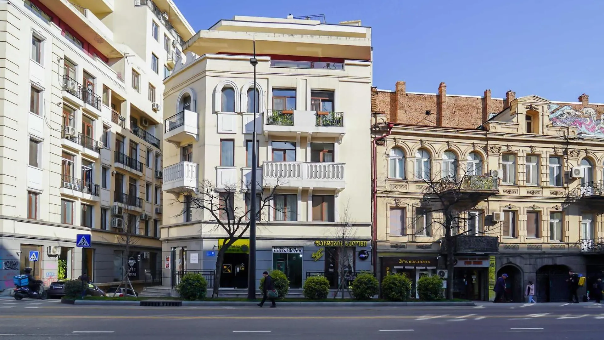 Hotel Type Rooms On Avenue Melikishvili, City Center Tbilisi Georgia